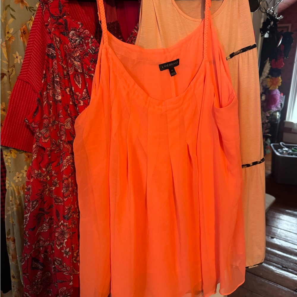 Women's Coral Spaghetti Strap Flowy Tank Top